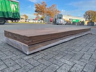 Ca. 42x Guyana Teak Vlonderplanken Geschaafd Gevingerlast, 21x120mm, l